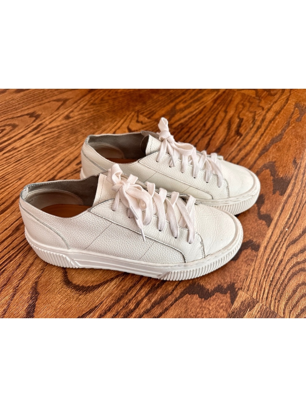 Crown Vintage Mandie White Platform Leather Sneakers Size 8.5